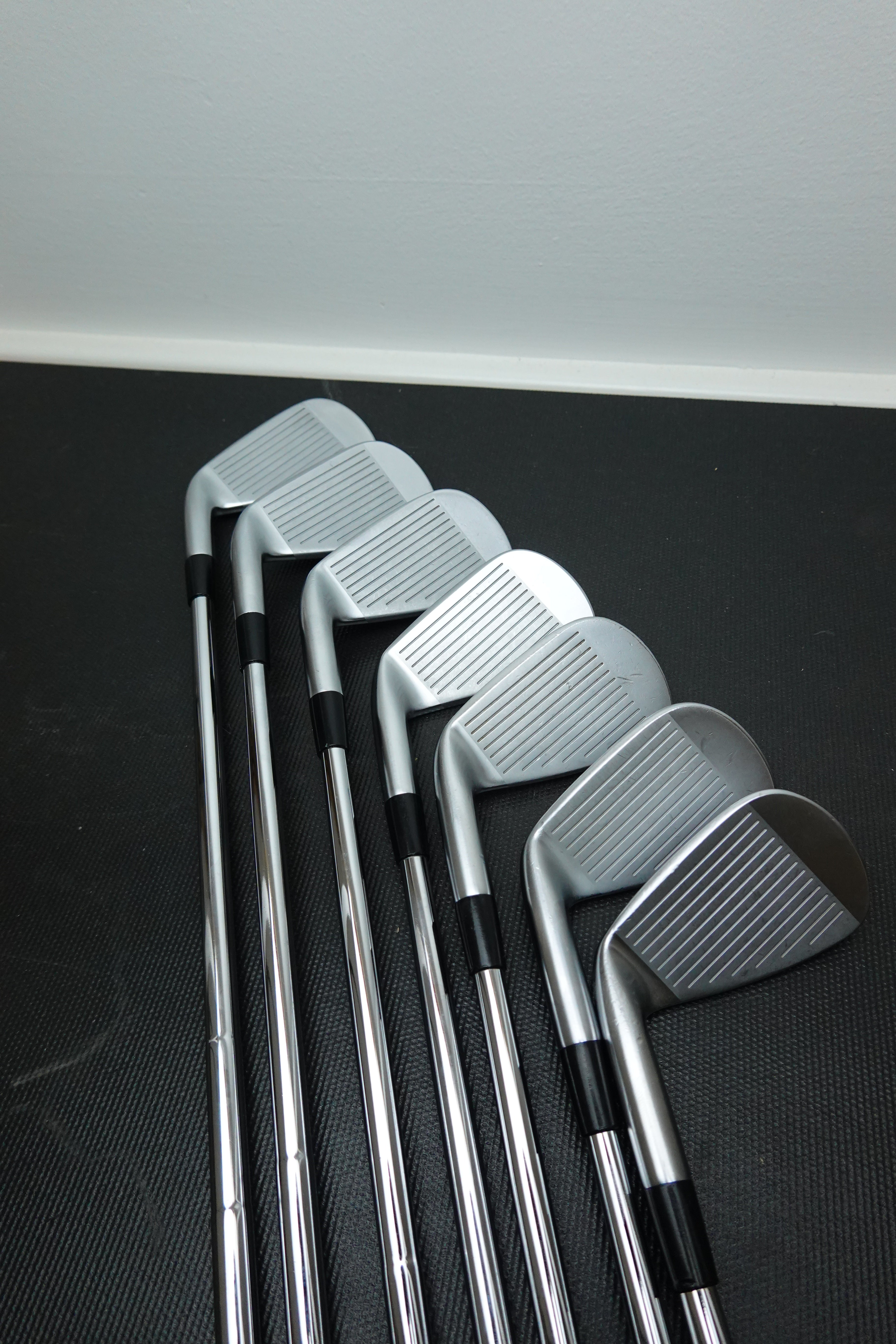 Mizuno JPX 921 Forged 4 - PW Iron Set - Dynamic Gold 120 X100- Right Hand - Used