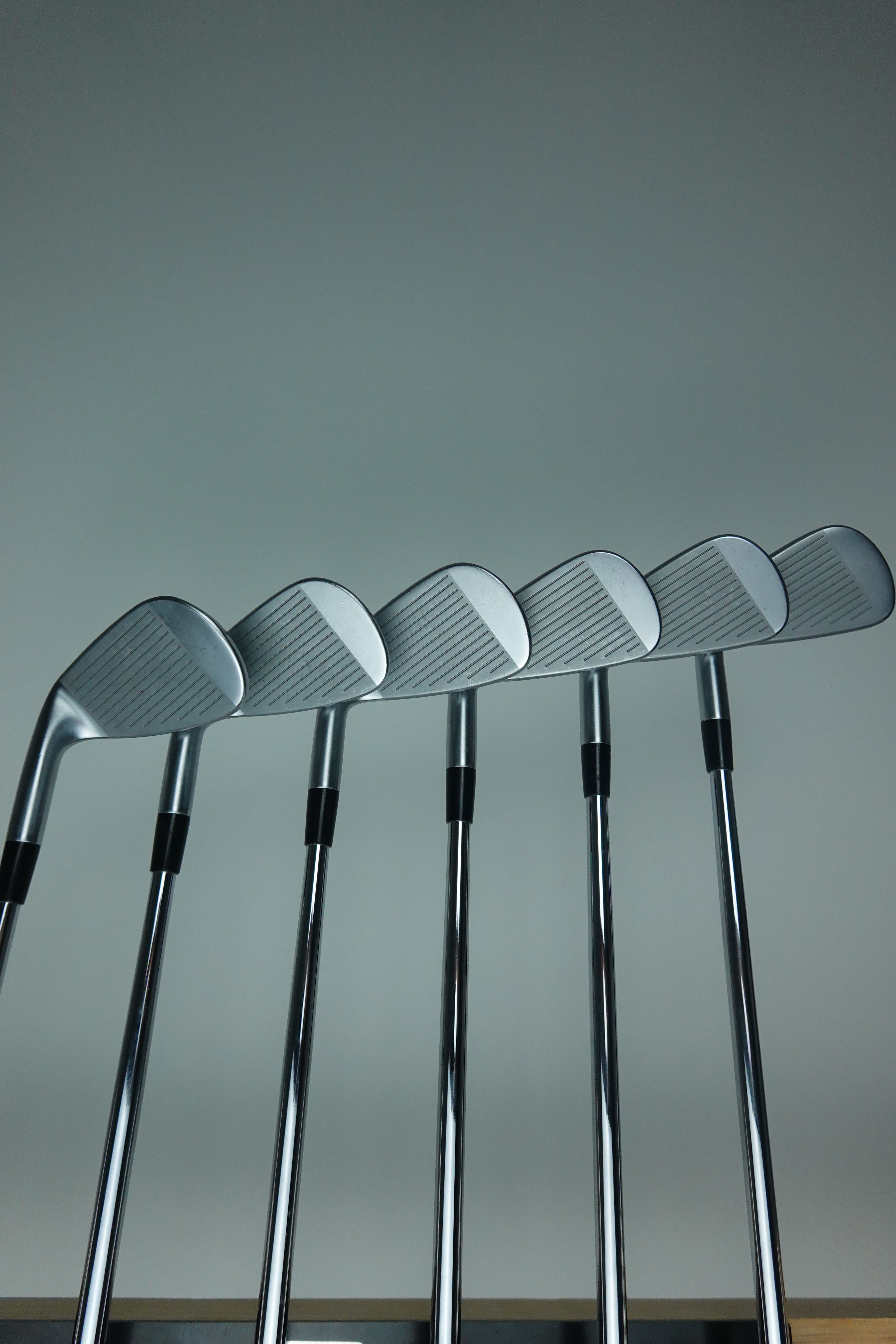 Mizuno JPX 923 Forged, 5-PW, Dynamic Gold 105S S200, Right Hand