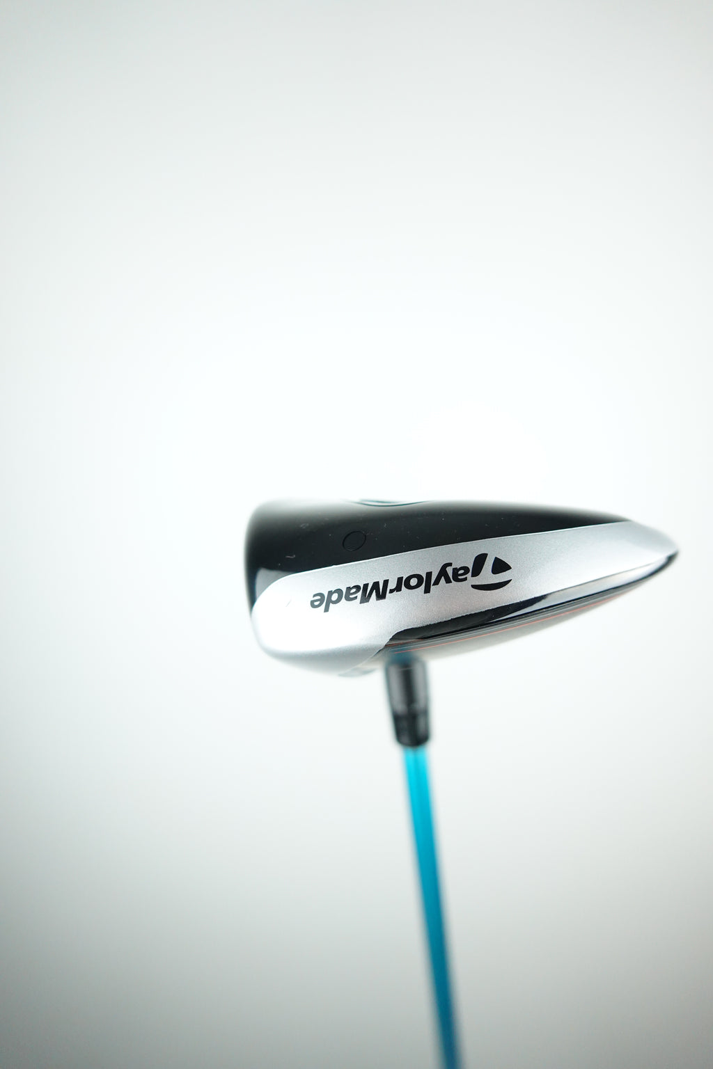 Taylormade M5 Titanium 5 Fairway Wood - 19 Degree - Stiff Flex - Right Hand - Tour AD GP-6S Shaft