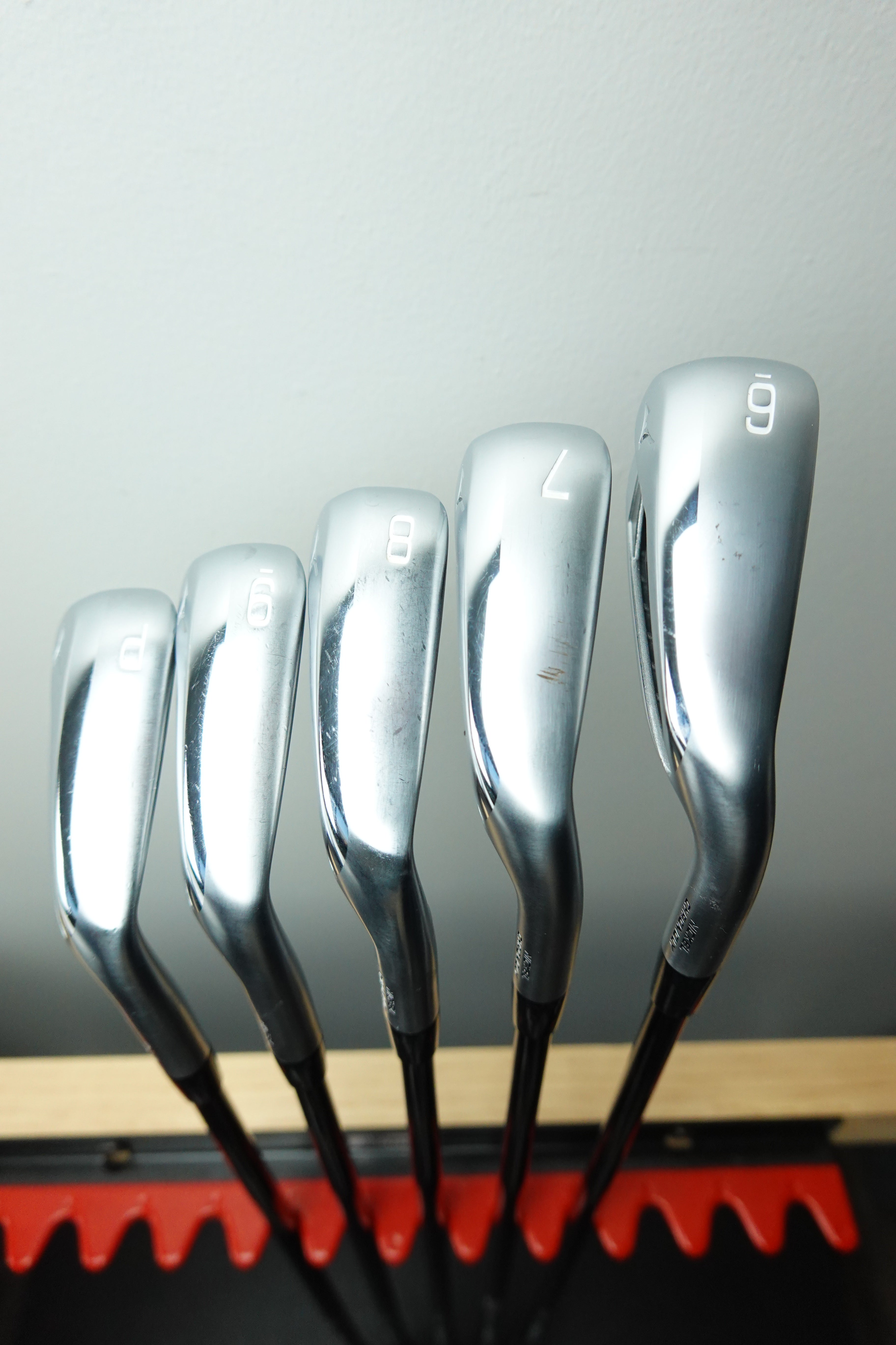 Mizuno JPX923 HL 6-PW Iron Set - M FUSION i51-R Graphite Shaft - Regular - Right Hand