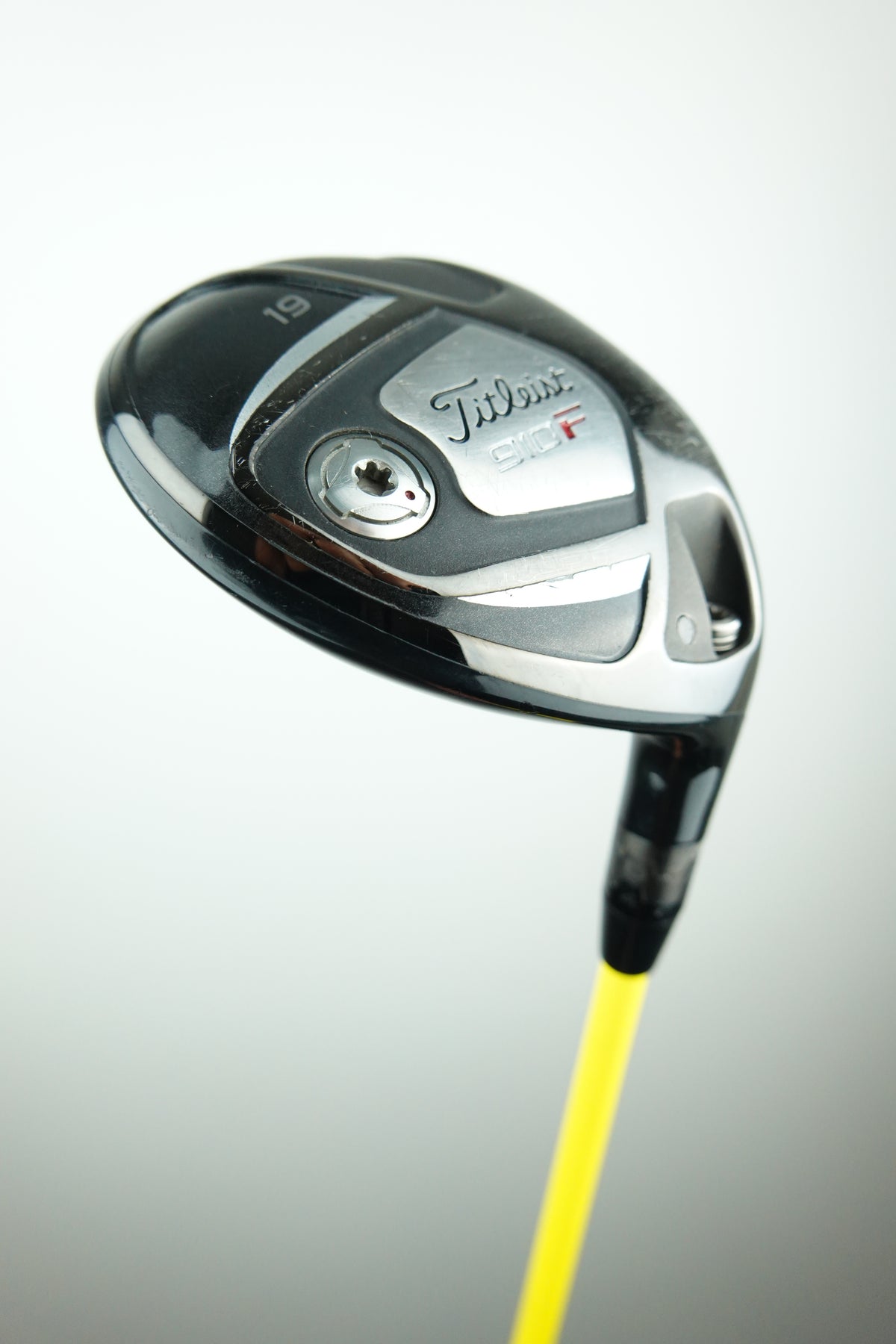 Titleist 910 F 5 Wood - 19 Degree - ATTAS 3 6S - Stiff - Right Hand