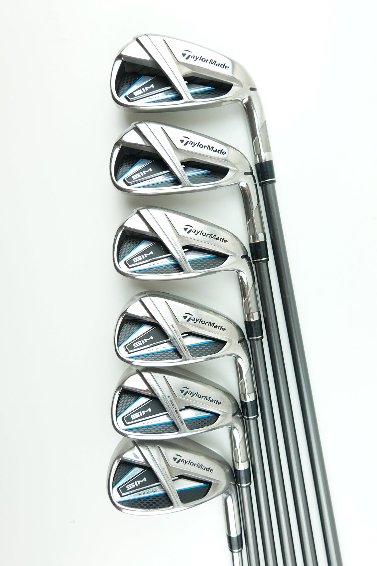 TaylorMade SIM MAX 6-PW + SW - TM 60 R Graphite + SW KBS R 85 TOUR - Regular - Right Hand
